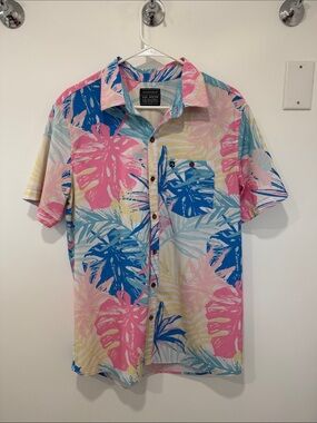 Reef Short-Sleeve Tropical Button-Down Shirt in Pink, Blue & Yellow